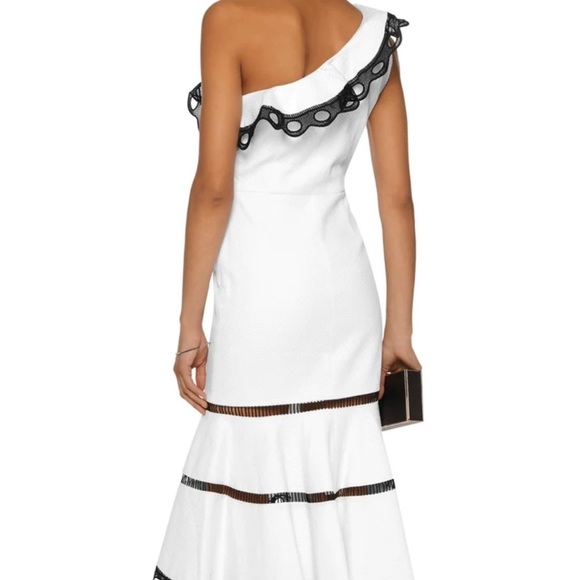L’atiste White and Black Trumpet Christie One Shoulder Dress - Picture 7 of 16